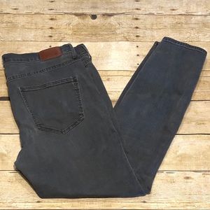 Madewell skinny black jeans size 32